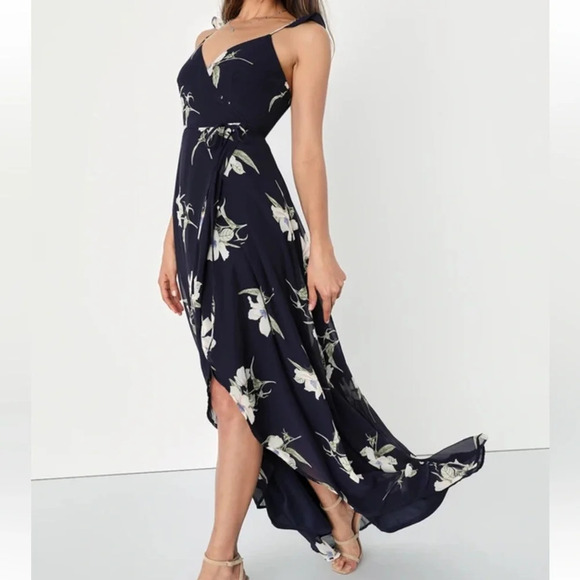 Lulu’s All Mine Navy Floral Print High Low Wrap Dress Womens Size Medium - Picture 14 of 14